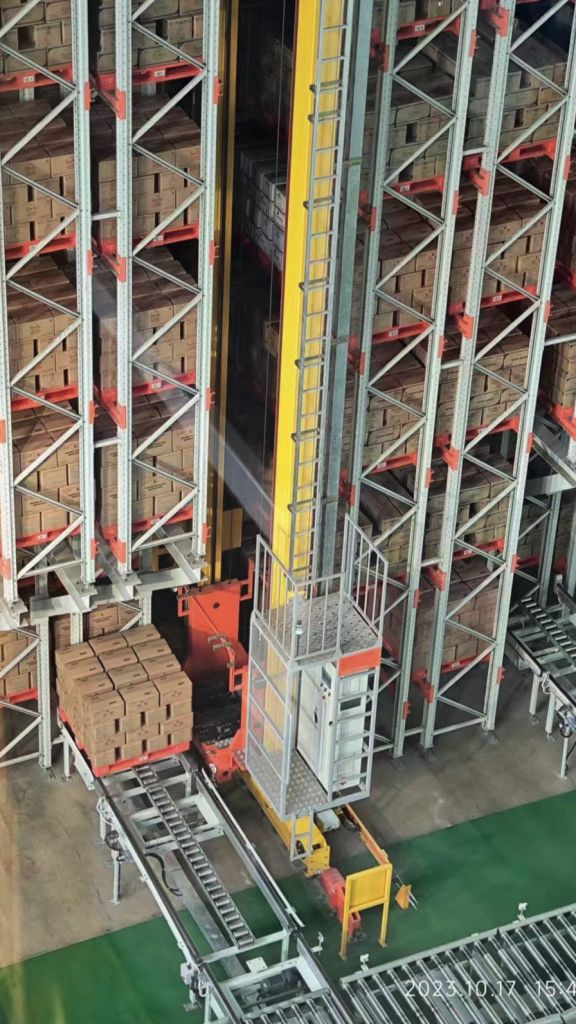 Stacker Crane Storage Automation System - LARA MASTER - LARA Sistemas de Almacenamiento - Especialistas en Soluciones de Almacenamiento